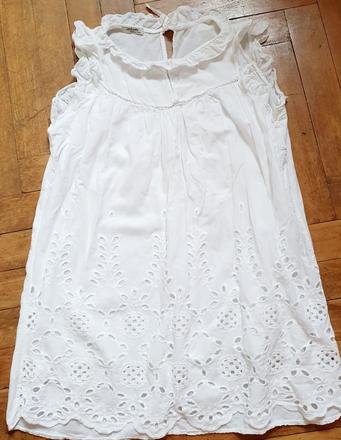 Letné vyšívané šaty, 164