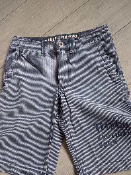 Kratasy, tommy hilfiger,152