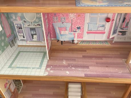 Majestic dom pre barbie + nábytok,