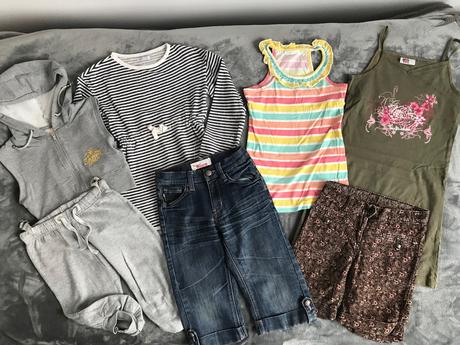 Balík oblečenia veľ.134/140, 122–134