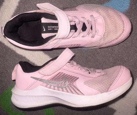 Tenisky nike v.32 + 1 skechers v.32, nike,32