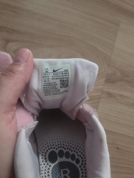 Tenisky, nike,25
