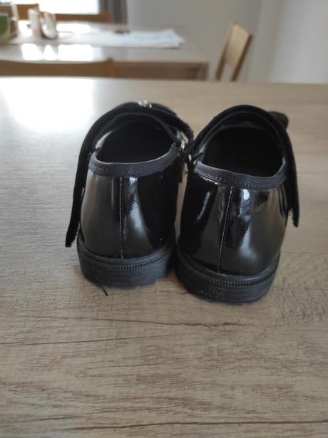 Lakovky lasocki, lasocki,33