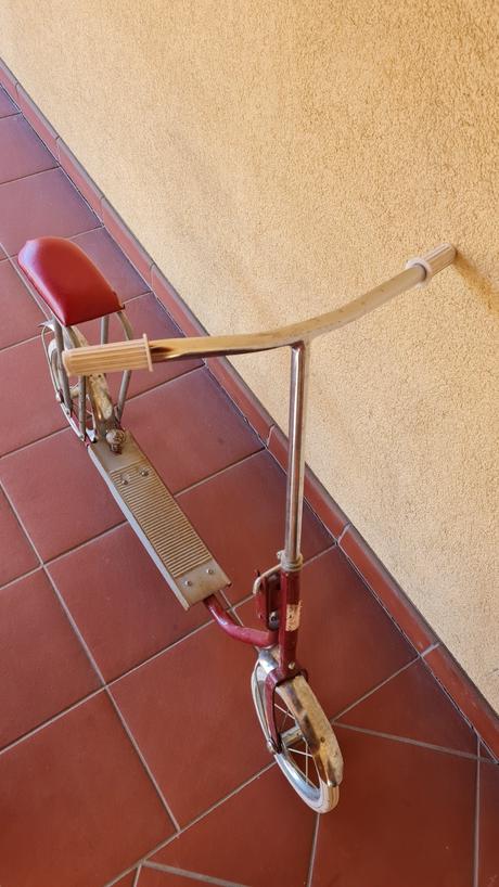 Retro kolobezky a odrazadla z mojho detstva,