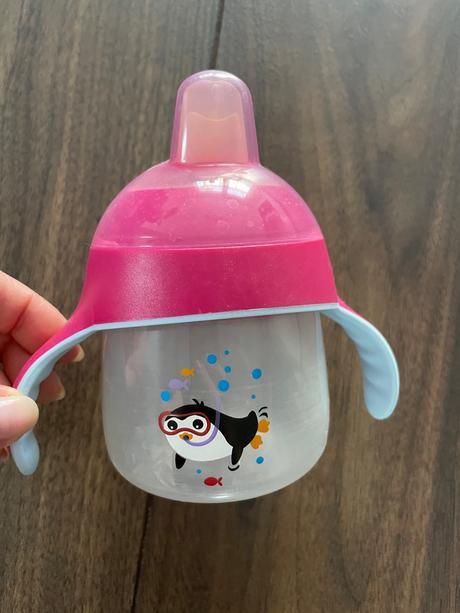 Netečúci pohár, avent