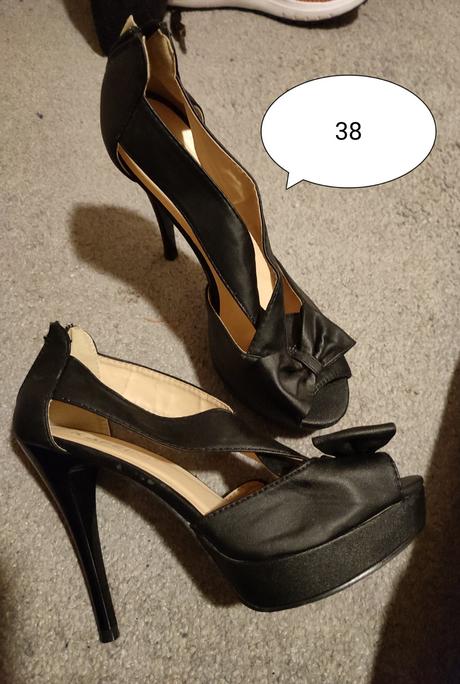 Sandálky, 38