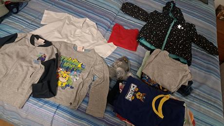 Balík oblečenia pre chlapca 116-128 s topánkami, 122–134