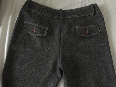 Novy nohavicovy kostym v.38, 36