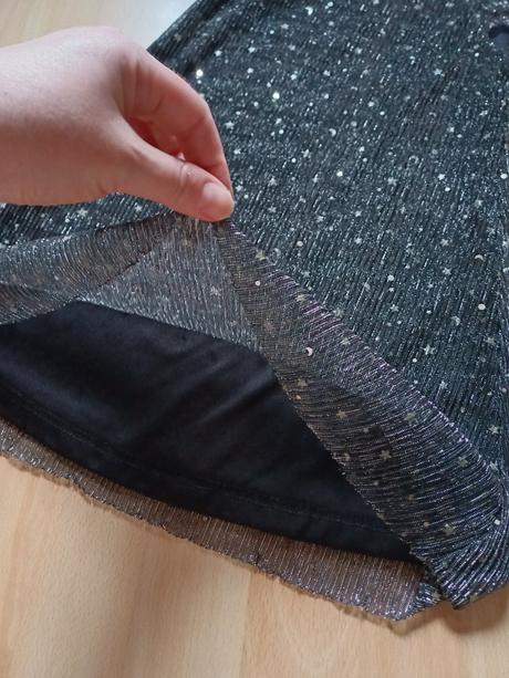 Krásne trblietave šaty, primark,116