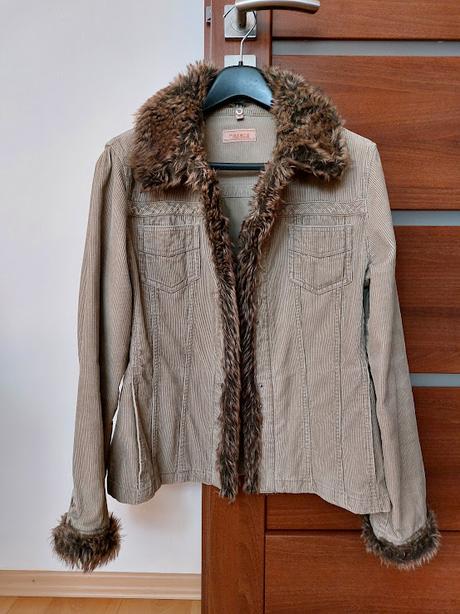 Mendzestrova bundicka 38/40, 38