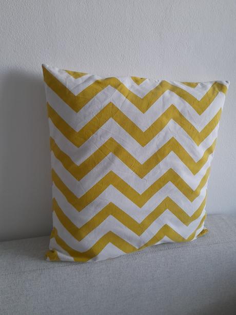 Vankúš, šírka (cm): 50,dĺžka (cm): 50