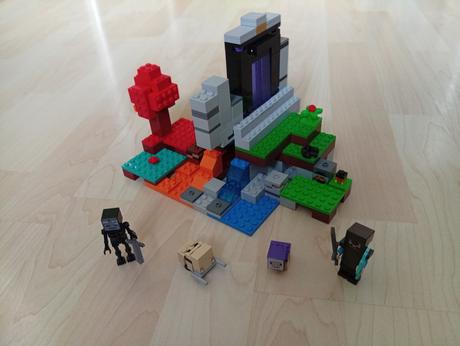21172 lego minecraft zničený portál, 