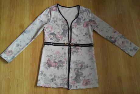 Saty s kardiganom, s