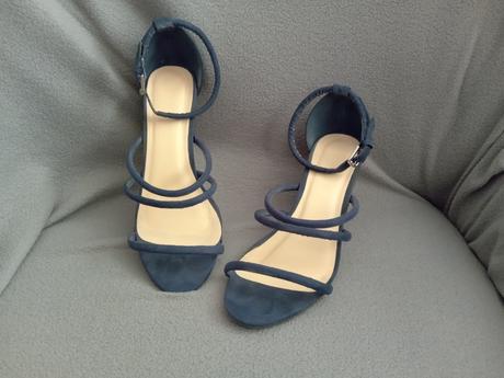 Dámske sandále veľ. 39, 39