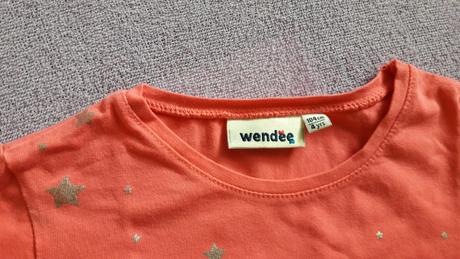 Satocky, alebo dlhsie tricko, 104