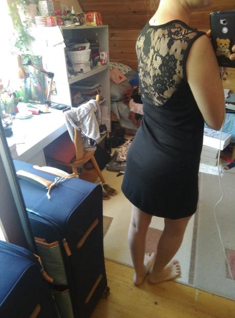 Saty s cipkovanym chrbatom, s