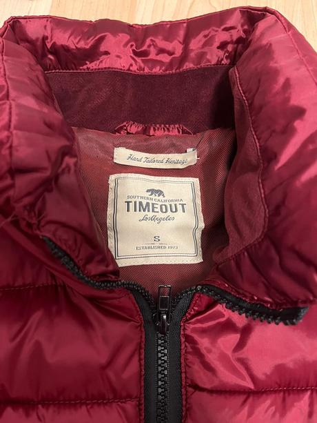 Vínovo červená/burgundy bunda, timeout,s