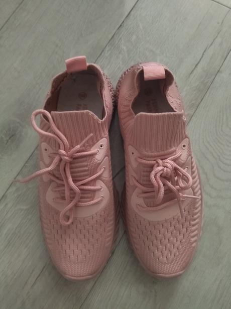 Ponožkové tenisky, 38