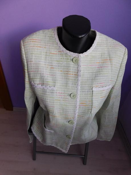 Sukňový kostým l, l