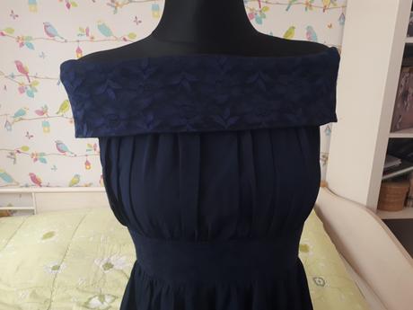 Elegantné dámske šaty, xs