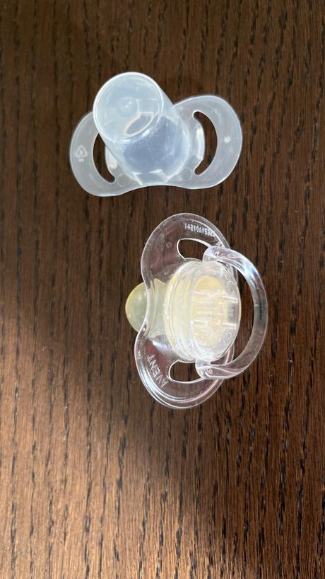 Dojčenské cumlíky, avent