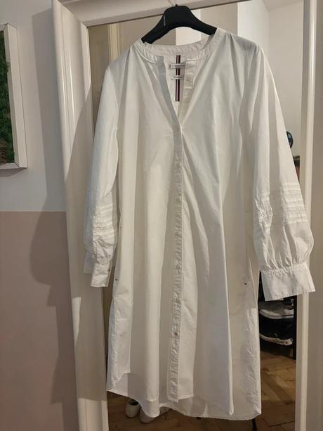 Th šaty, tommy hilfiger,l