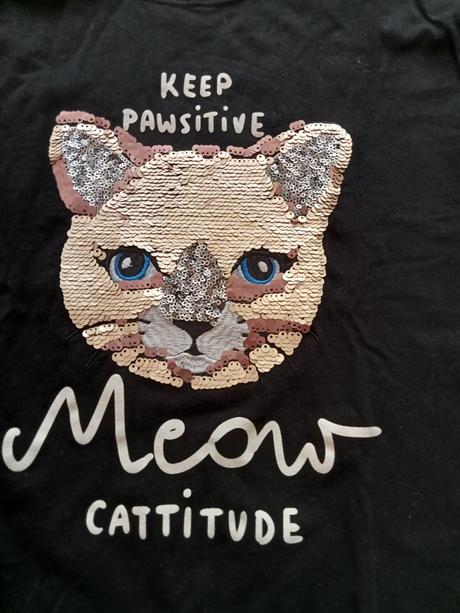 Tricko, reserved,152