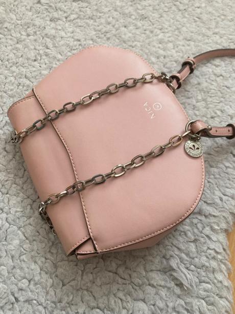 Crossbody kabelka nica,