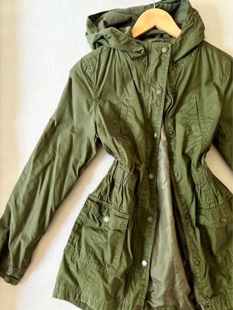 Olivová parka s kolibríkom, takko,xs