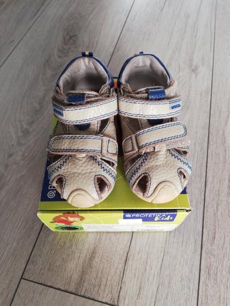 Detske sandaly, protetika,20