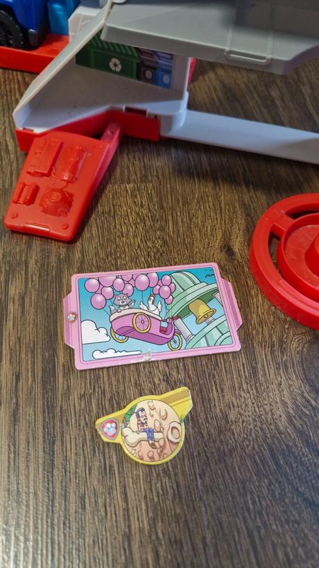 Hliadkovacia veža paw patrol, 
