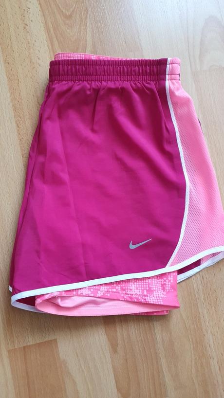 Sportove kratasy, damske, nike,s