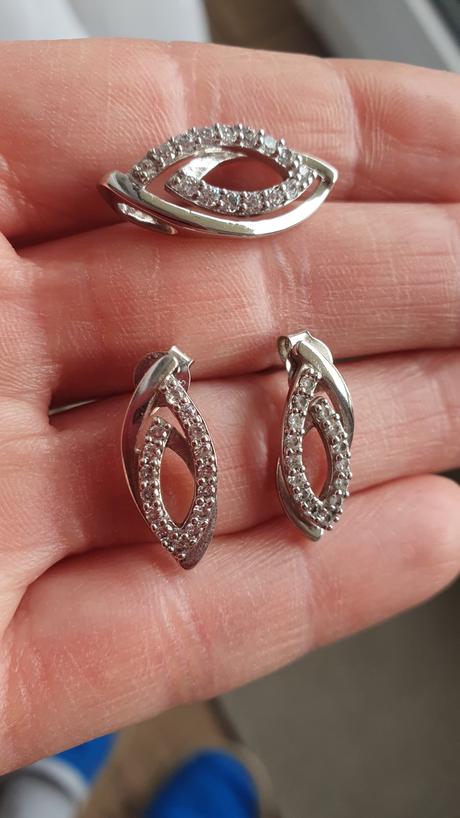 Set - strieborné náušnice + prívesok, fossil