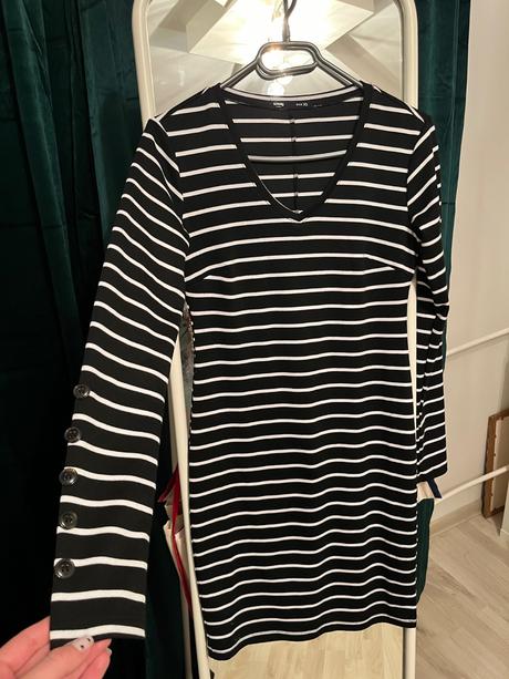 Pruhované čierno biele šaty sinsay s dlhym rukavom, sinsay,xs