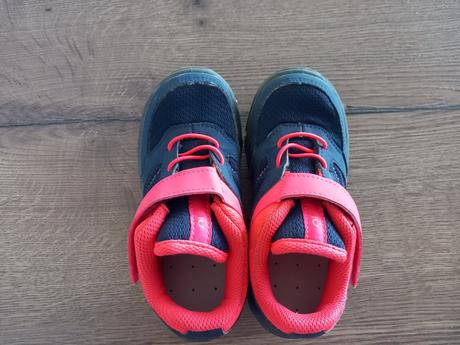 Tenisky turisticka obuv zn. decathlon, decathlon,25