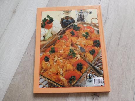 Veľká farebná kuchárka oddelená starva, recepty, 