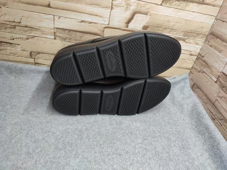 Clarks 41 - dámske kožené čierne poltopánky, clarks,41