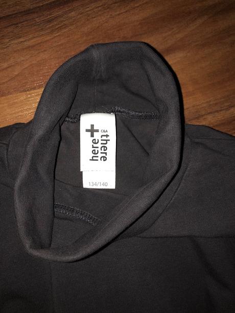 Málo nosený rolák 134/140, c&a,134