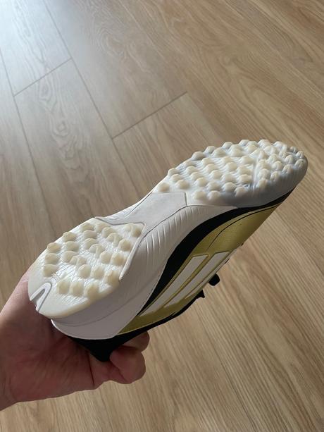 Turfy, adidas,38