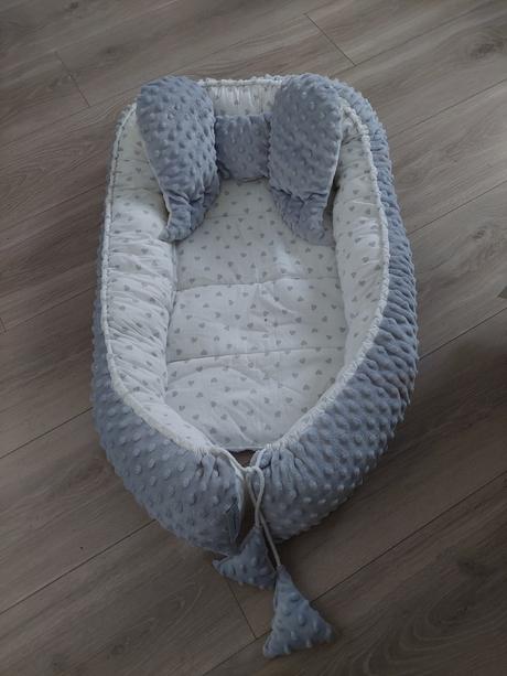 Hniezdo, šírka (cm): 30,dĺžka (cm): 70