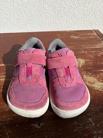 Be lenka tenisky, be lenka,27