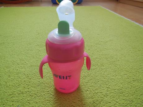 Fľaša s náustkom, avent