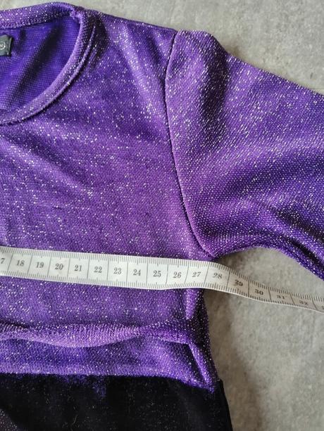 Fialové zamatové šaty v98, 2-4r., 98