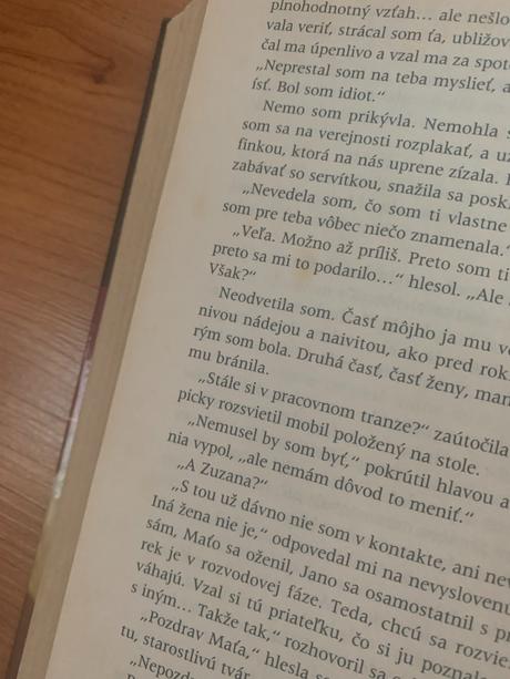 Kniha ako z románu,