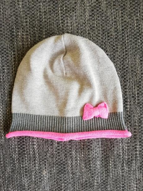 Ciapka vel. 48,50, 104