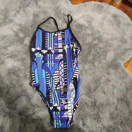 Plavky funkita, 146
