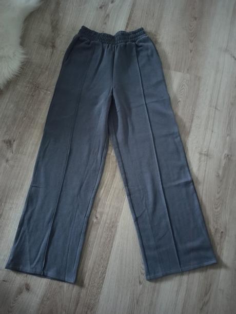 Široké tepláky, calzedonia,s