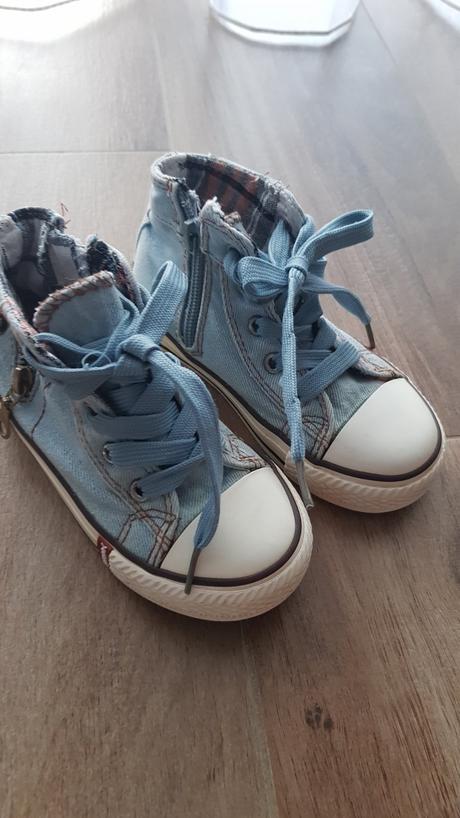 Tenisky vd 17,5 cm, 27