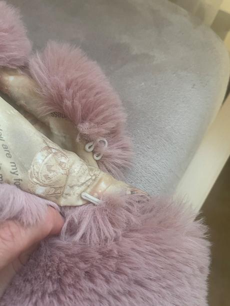 Mäkkučká vesta, 146