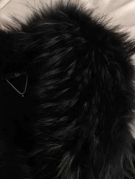 Liu jo prírodná kozusina, liu jo,158